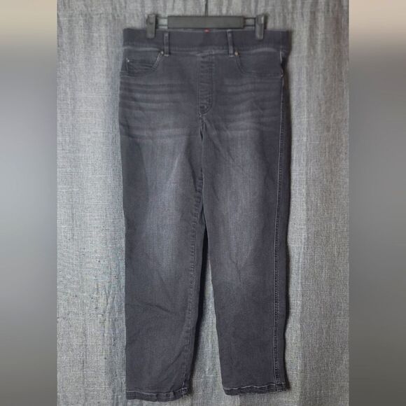 SPANX Pull On Jeans - Picture 1 of 7